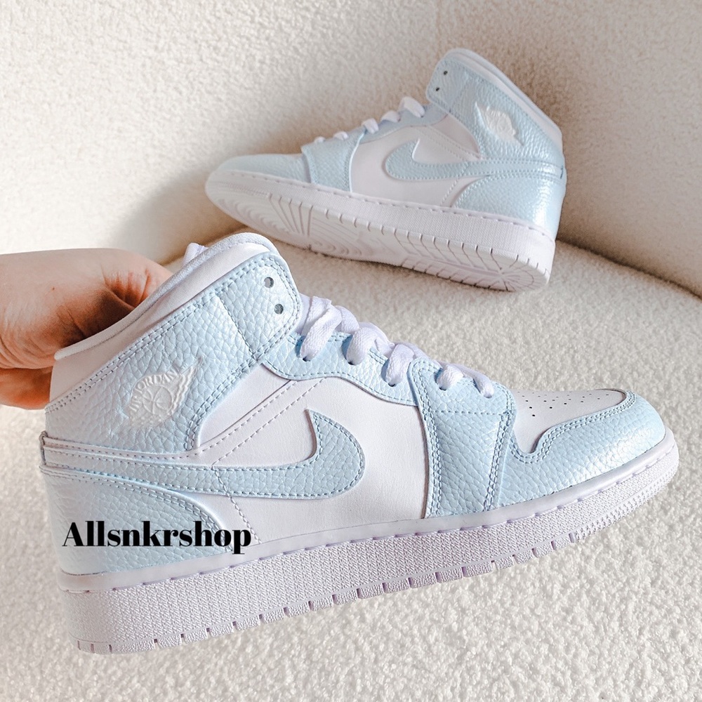 Nike air jordan 1 mid custom